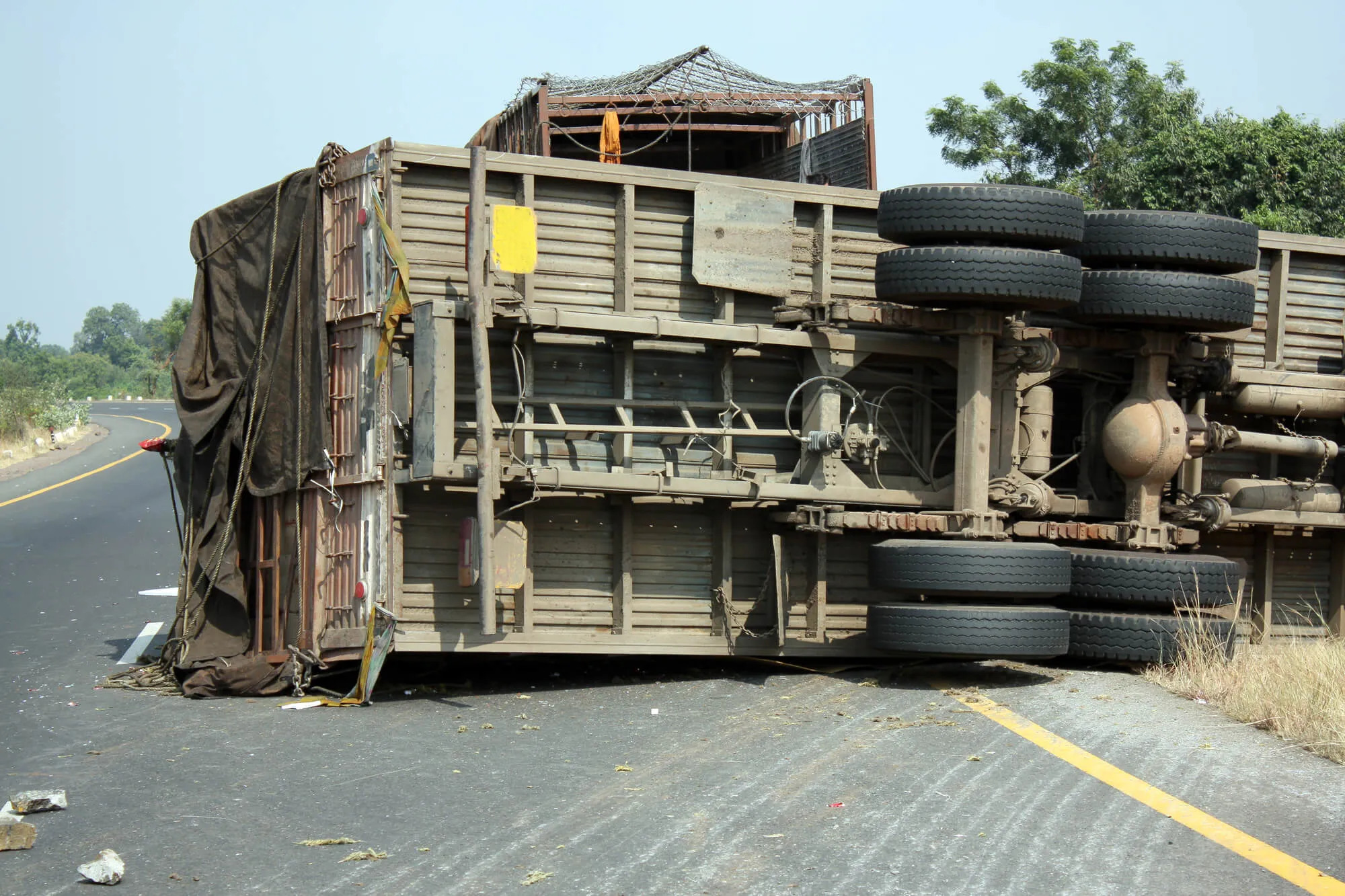 MukerijLaw 5 Things You Should Do After a Truck Accident