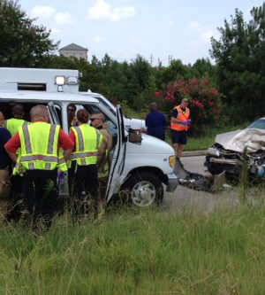 MukerjiLaw 4 INJURED WHEN A HOUSTON DAY CARE VAN CRASHED HEAD ON INTO A CAR 300x333