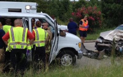 4 Injured When A Houston Day Care Van Crashed Head-On Into A Car - Mukerji Law